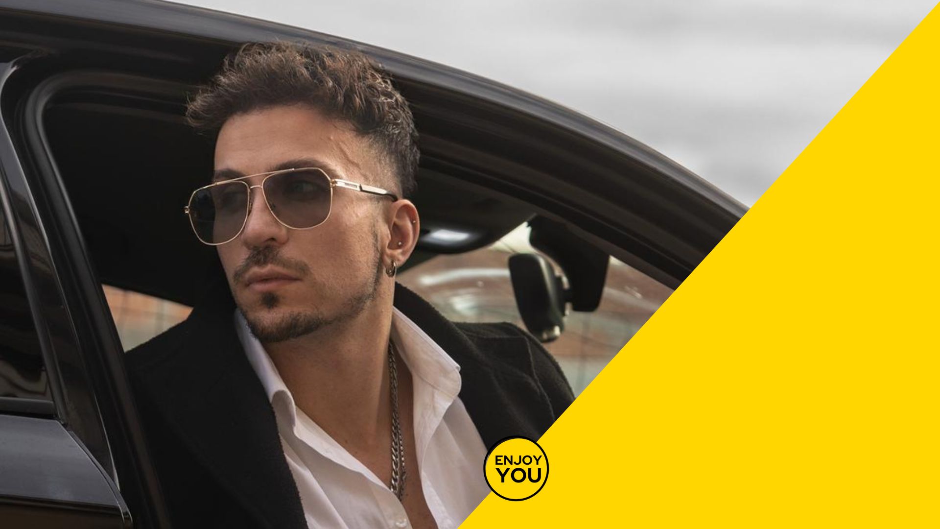 Scopri Viktor V e il suo viaggio tra suoni sintetici e testi profondi. L'artista che trasforma l'elettronica in un'esperienza emotiva unica.